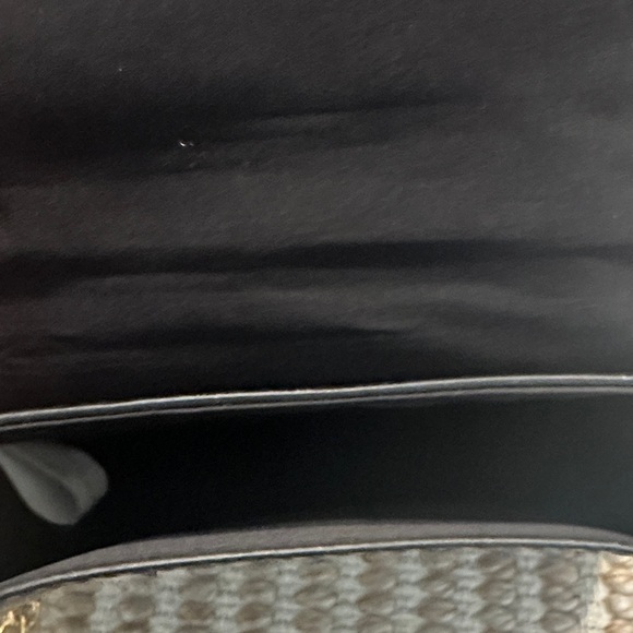 Jimmy Choo Glossy Black Crossbody Bag with Gold Chain - Picture 6 of 8